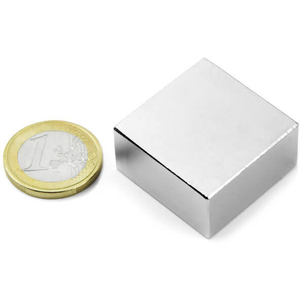 Block magnet 30x30x15 mm