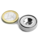 Countersunk pot magnet