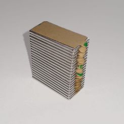 Kubmagnet m/lim, 200 styck, 20x10x1 mm